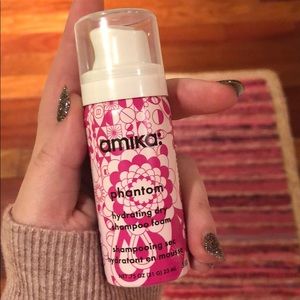 Amika Makeup - Amika Phantom Dry Shampoo Foam Amika Makeup - Amika Phantom Dry Shampoo Foam